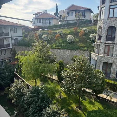 Apartment Arena I By The Sea