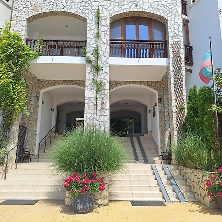 Arena I By The Sea Apartment