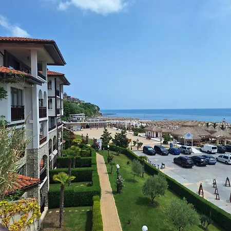 Arena I By The Sea Apartment *