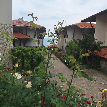 Arena I By The Sea Apartment *