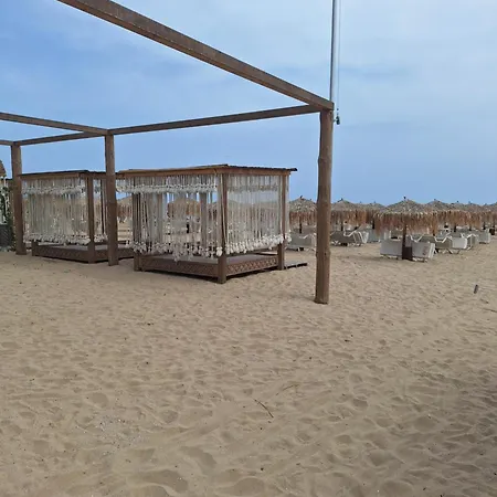 Apartment Arena I By The Sea *