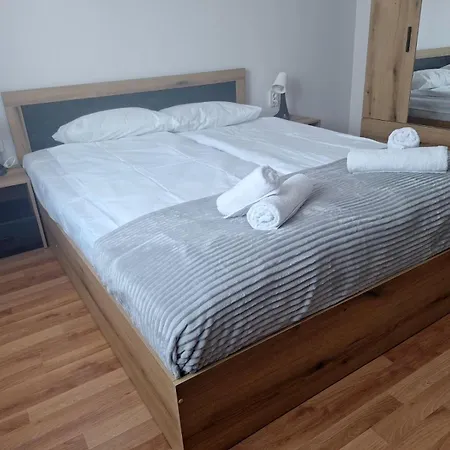 Apartment Arena I By The Sea *