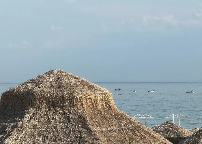 Arena I By The Sea Apartment *